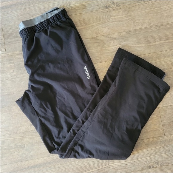 Reebok joggers - Picture 1 of 3